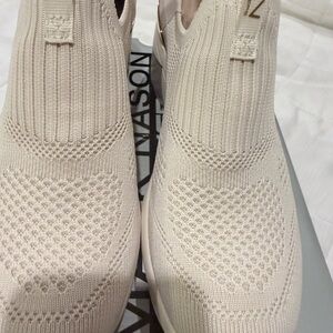 New Mark Nason Beige Slip-On Sneakers Size 7